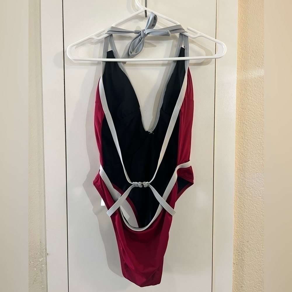 Free Society plunge swimsuit in red wine red size 12 - Picture 4 of 4